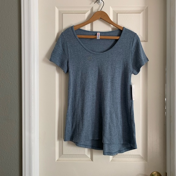 Lularoe Women’s Blue Top Size small - Picture 10 of 15